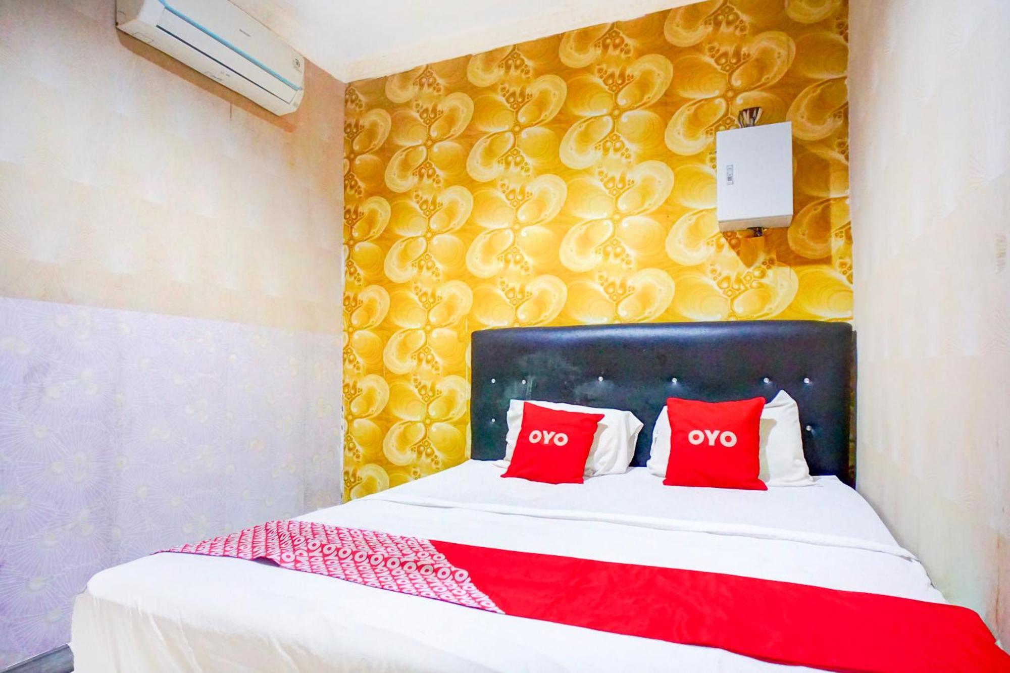 เรดดอร์ซ พลัส เนียร์ อิสตานา ไมมุน เมดาน Hotel ภายนอก รูปภาพ