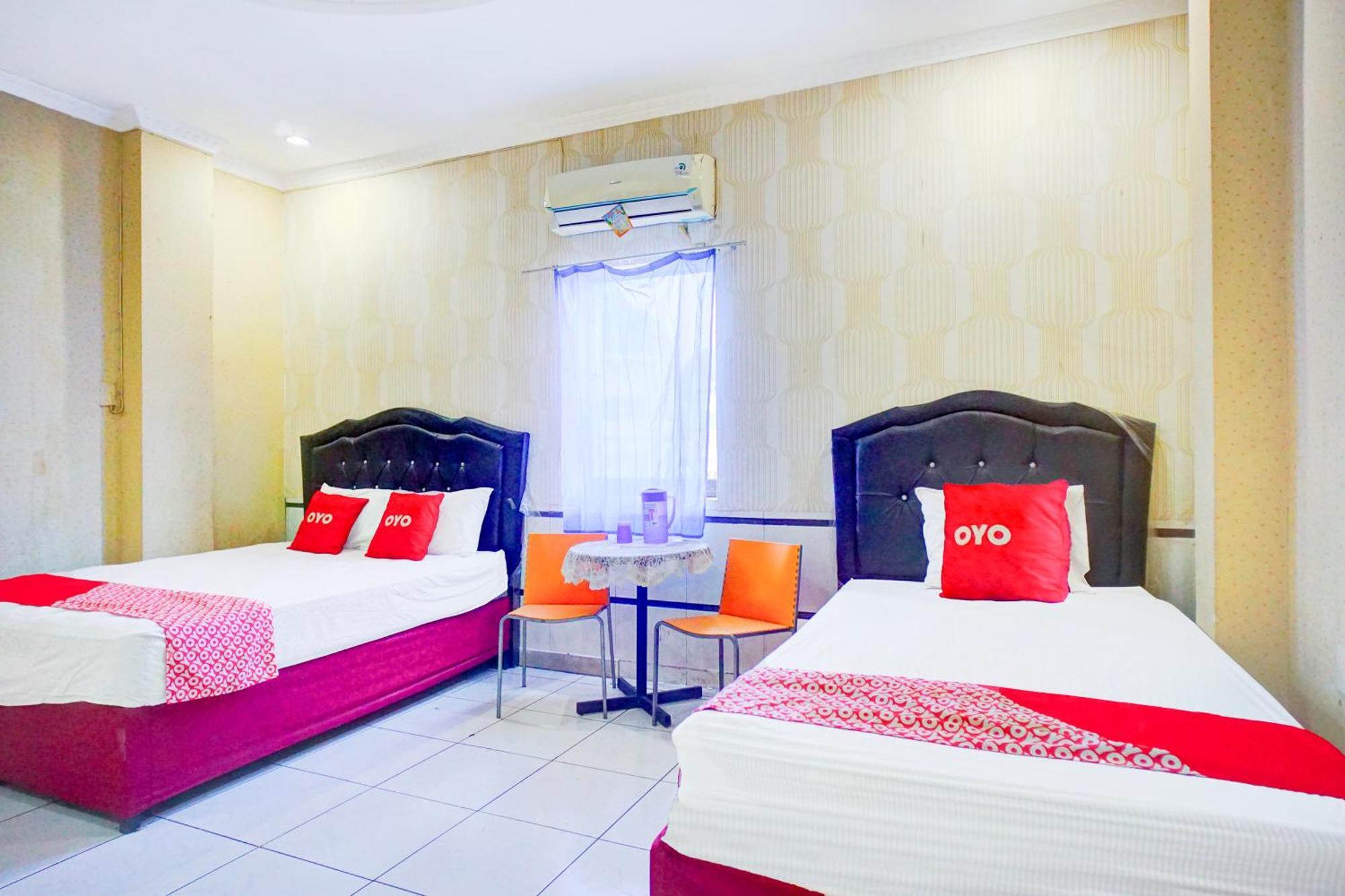 เรดดอร์ซ พลัส เนียร์ อิสตานา ไมมุน เมดาน Hotel ภายนอก รูปภาพ